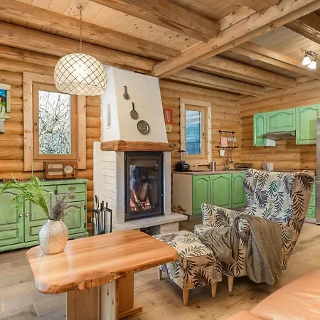 Mountain Family Nola Ivano Chalé Delnice