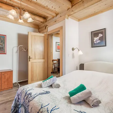 Mountain Family Nola Ivano Chalé Delnice