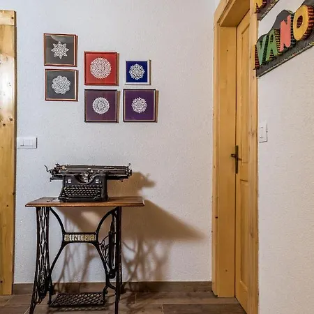 Mountain Family Nola Ivano *