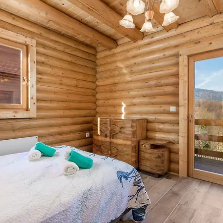 Mountain Family Nola Ivano דלניצה